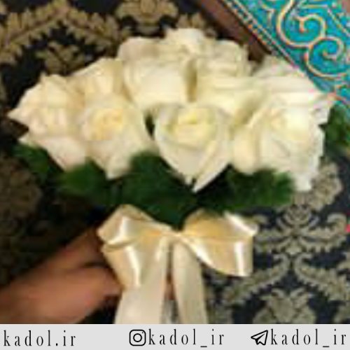 دسته گل عروس رز سفید هلندی